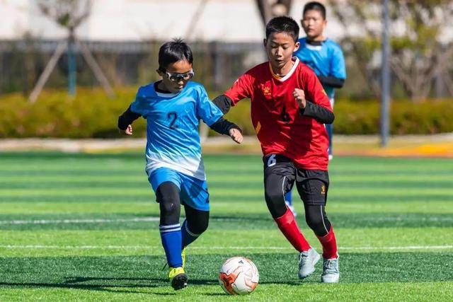 亚历山大35+9哈滕14+14 雷霆险胜送勇士3连败